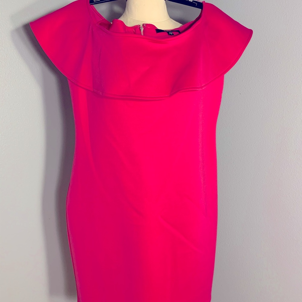 ❤️ Never Worn Guess Dress!! ❤️